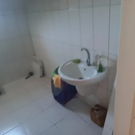 Διαμέρισμα Comfort - Whole Appartments - Shared Kitchen - Airport Shuttle Bookable *